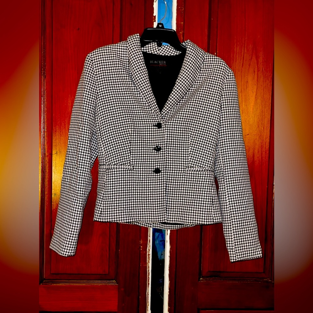 Blacker Petite by Stanley Blacker Womens Black & White Checkered Blazer. Size 6P